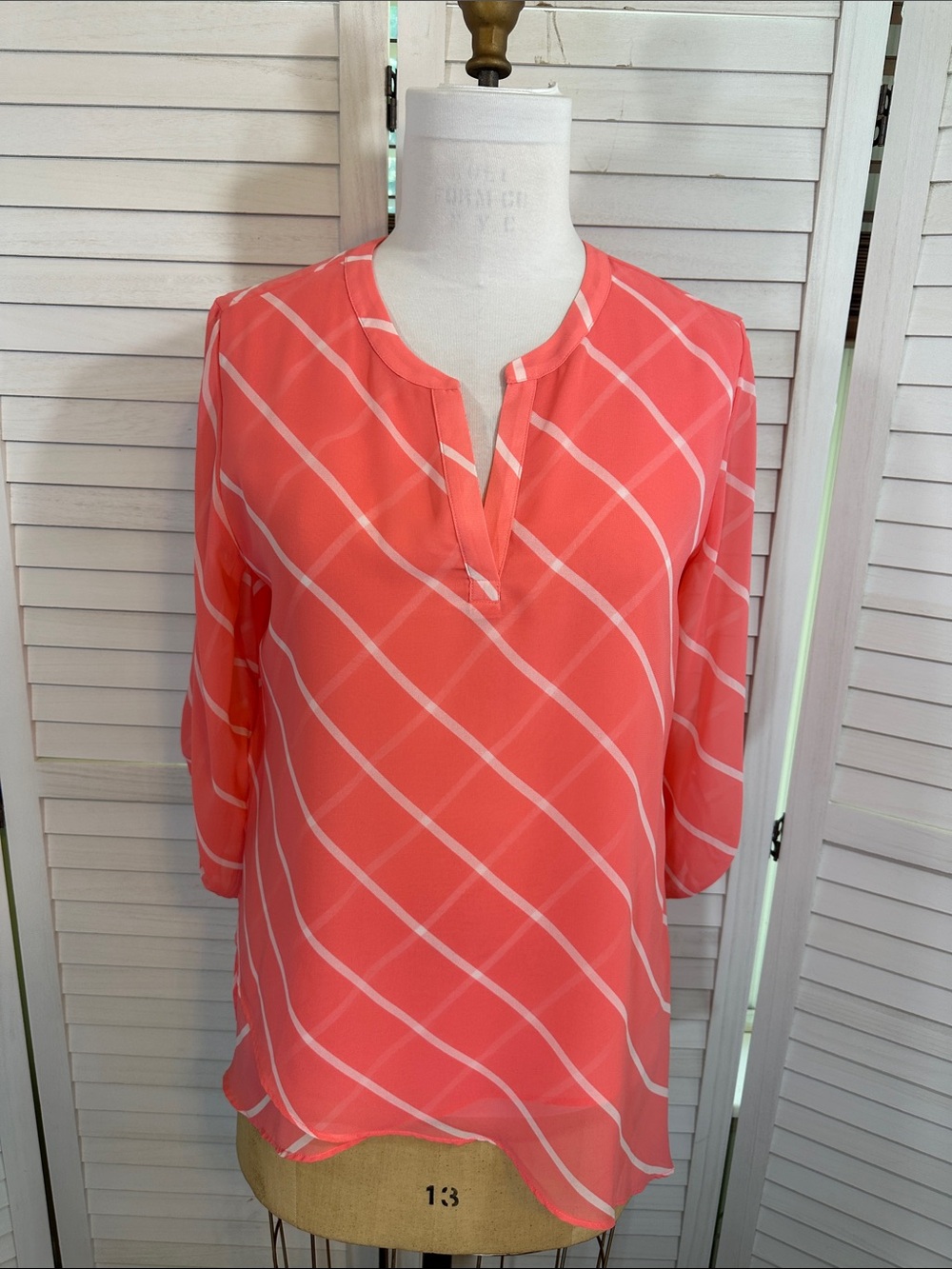 Chico's Chiffon Tunic Size 12 Pink LW Flowy - Picture 2 of 14